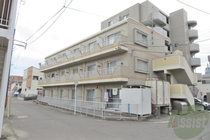 仙台市太白区鹿野３丁目の賃貸マンションの外観