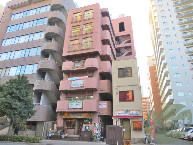 仙台市宮城野区榴岡２丁目の賃貸マンションの外観