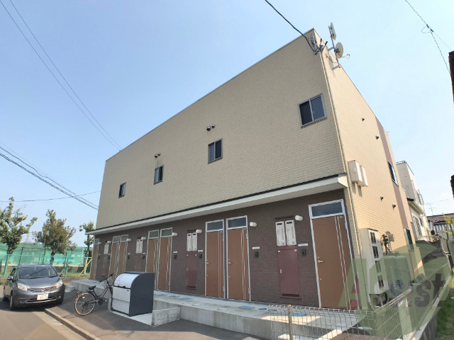 仙台市宮城野区栄３丁目の賃貸アパートの外観