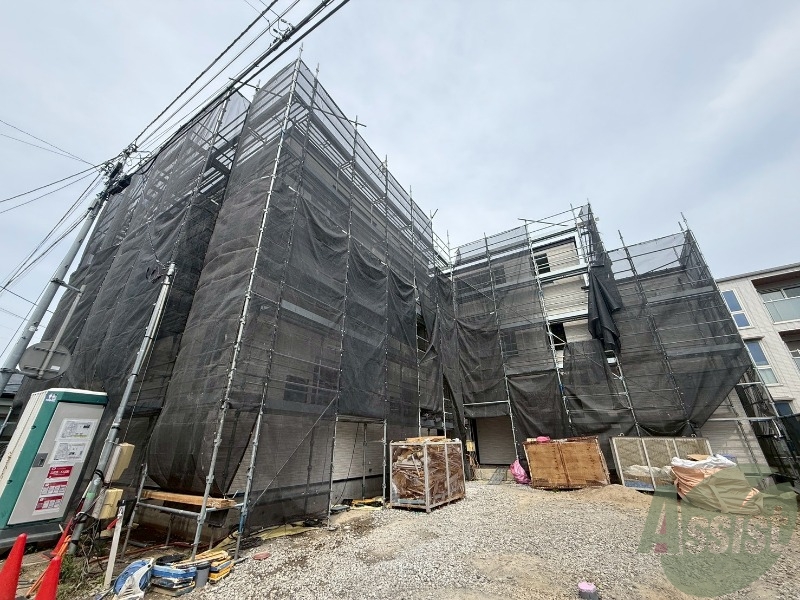 仙台市若林区南小泉字八軒小路の賃貸アパートの外観