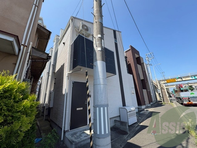 仙台市宮城野区萩野町１丁目の賃貸アパートの外観