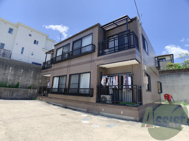 仙台市宮城野区安養寺１丁目の賃貸マンションの外観