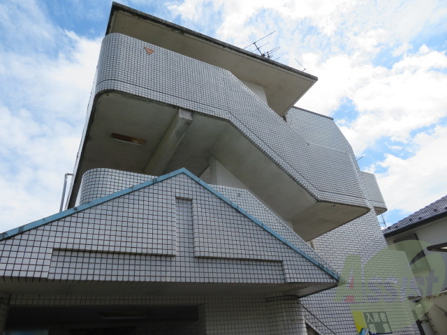 仙台市青葉区米ケ袋３丁目の賃貸マンションの外観
