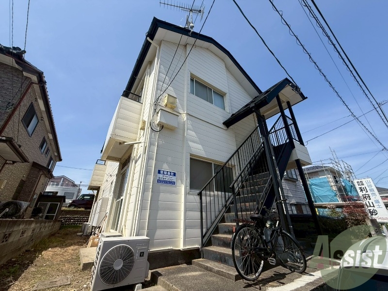 仙台市泉区南光台４丁目の賃貸アパートの外観