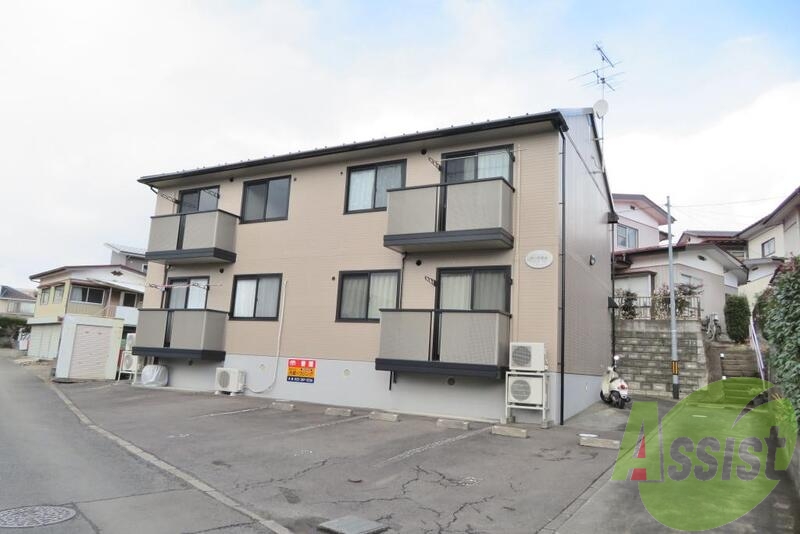 コーポ月山の外観