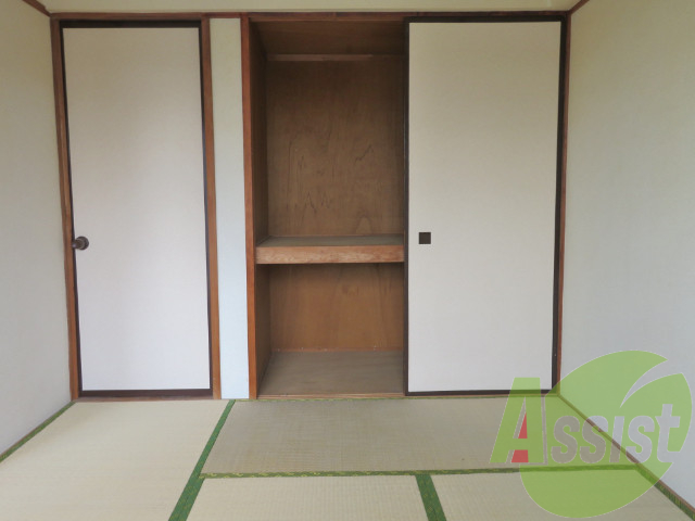 収納を開けてみました。イメージできますでしょうか。 収納を開けてみました。イメージできますでしょうか。