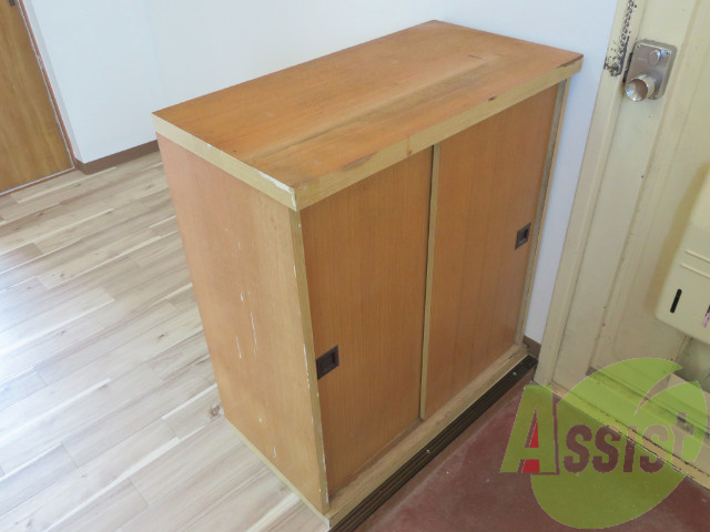 シューズボックスもあり、靴の収納には困りませんね。 シューズボックスもあり、靴の収納には困りませんね。