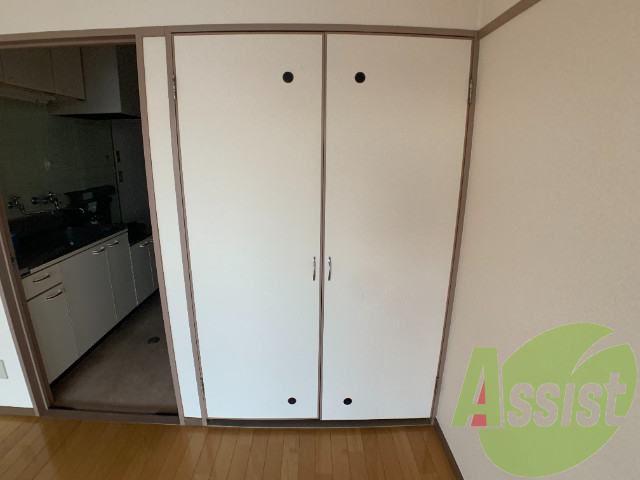 大きな収納がありました。たくさん荷物が入りそう。 大きな収納がありました。たくさん荷物が入りそう。