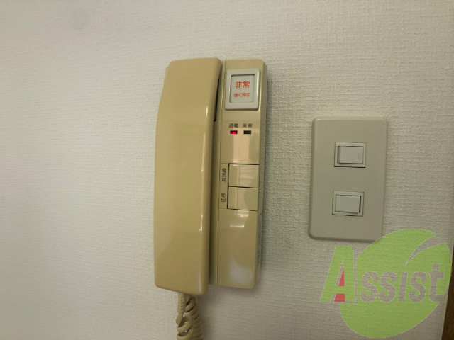 ンターホンで来客確認ができます。安心ですね。 ンターホンで来客確認ができます。安心ですね。
