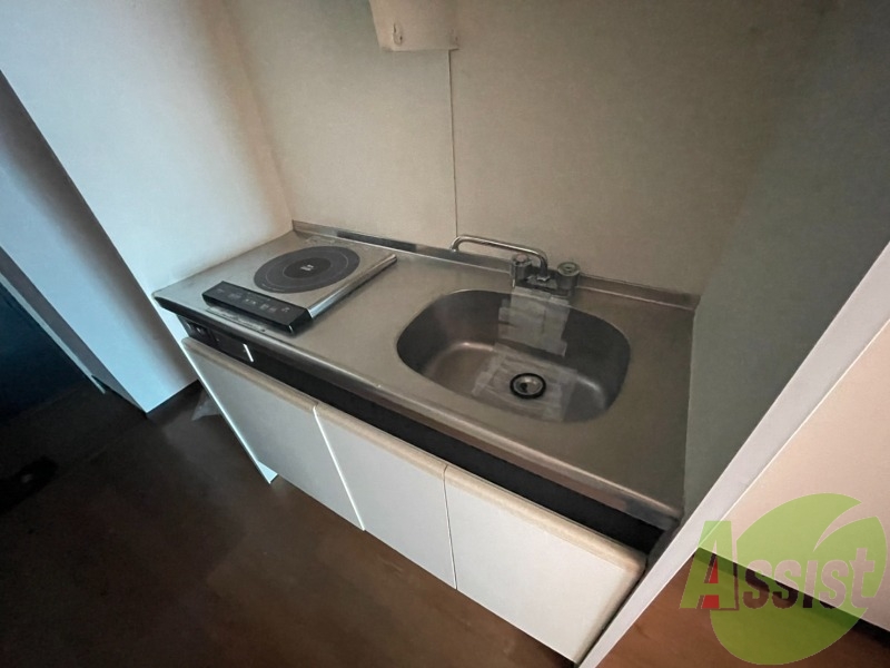 初めからIHコンロが付いてますのですぐに自炊が始められます。 初めからIHコンロが付いてますのですぐに自炊が始められます。