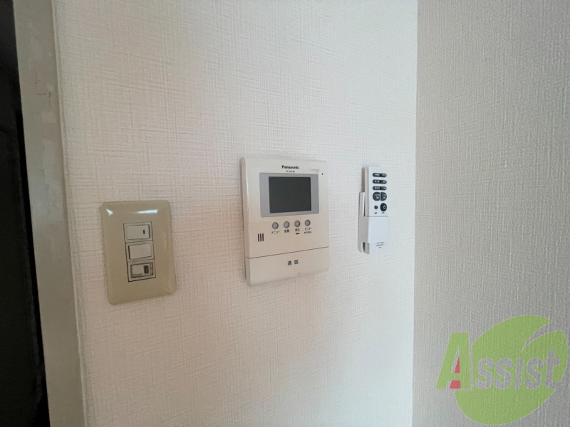 TVモニター付インターホンあり防犯面も安心ですね。 TVモニター付インターホンあり防犯面も安心ですね。