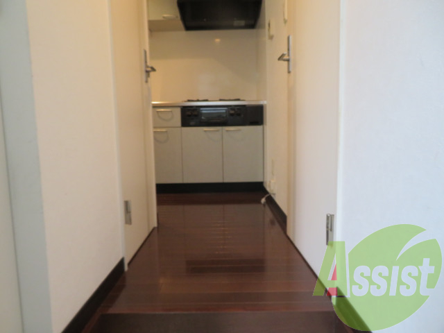 玄関を入ると、綺麗なお部屋が広がっています。 玄関を入ると、綺麗なお部屋が広がっています。