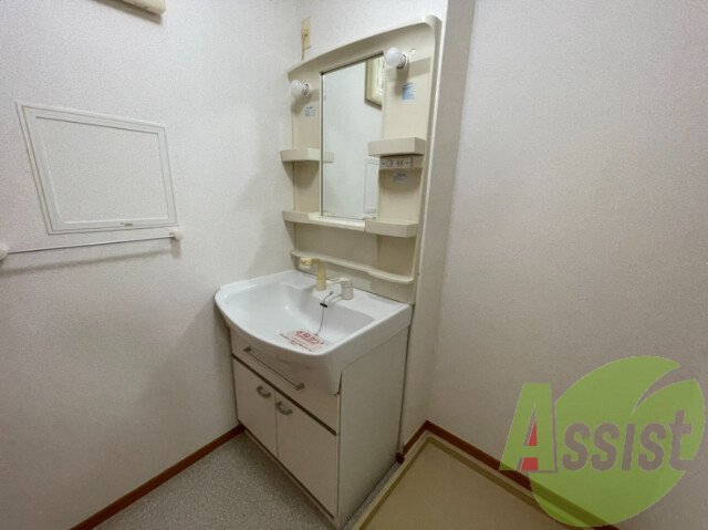 洗面です。でかくて使い勝手がよさそうです。 洗面です。でかくて使い勝手がよさそうです。