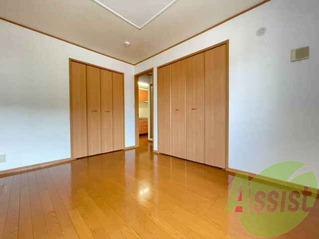 収納になります。気になる方のために下に画像載せておきます。 収納になります。気になる方のために下に画像載せておきます。