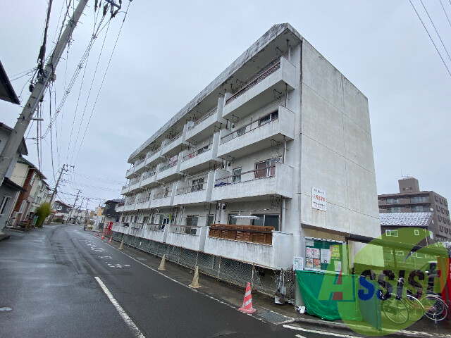 天王前コーポの外観
