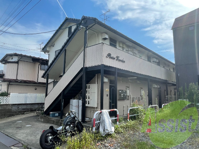 ローズガーデンの外観