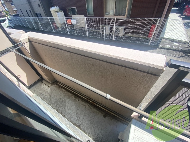 幅があり広めの印象でした。のびのびと作業が出来そうです。 幅があり広めの印象でした。のびのびと作業が出来そうです。