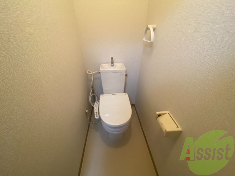 各機能付きのトイレですので安心してご利用いただけます 各機能付きのトイレですので安心してご利用いただけます