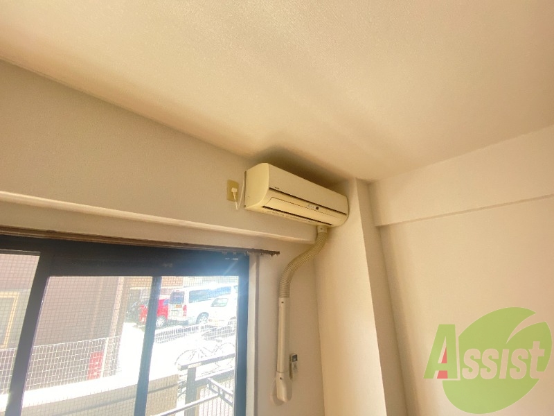 エアコンが付いておりますので入居後すぐ快適に過ごせます エアコンが付いておりますので入居後すぐ快適に過ごせます