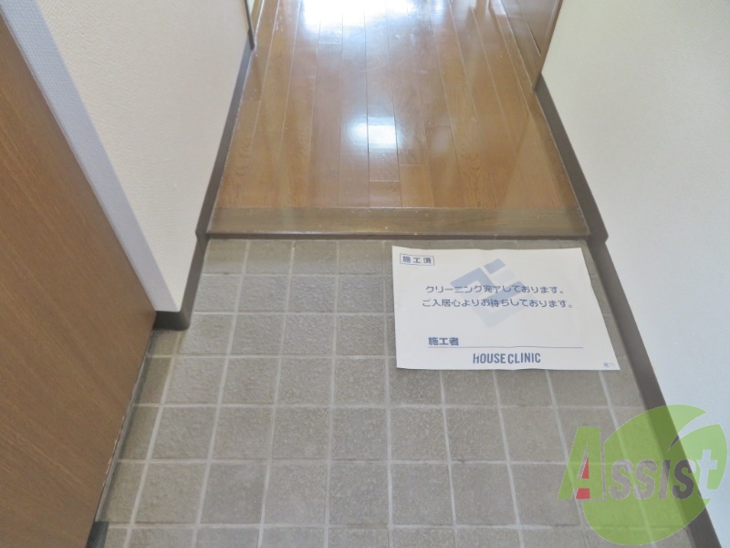 玄関からの様子を撮影してみました。動線になります。 玄関からの様子を撮影してみました。動線になります。