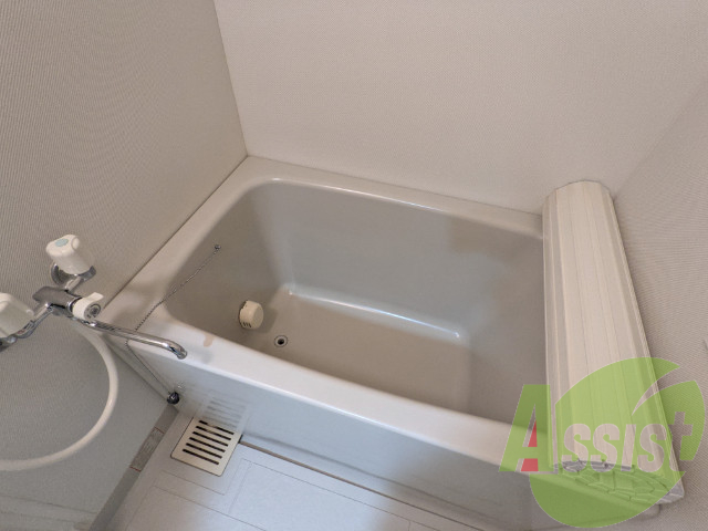 一日の疲れはこちらのお風呂で癒してください。 一日の疲れはこちらのお風呂で癒してください。