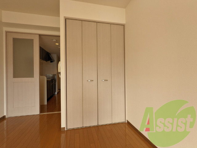 収納はこちらです。たくさん入りそうです。 収納はこちらです。たくさん入りそうです。