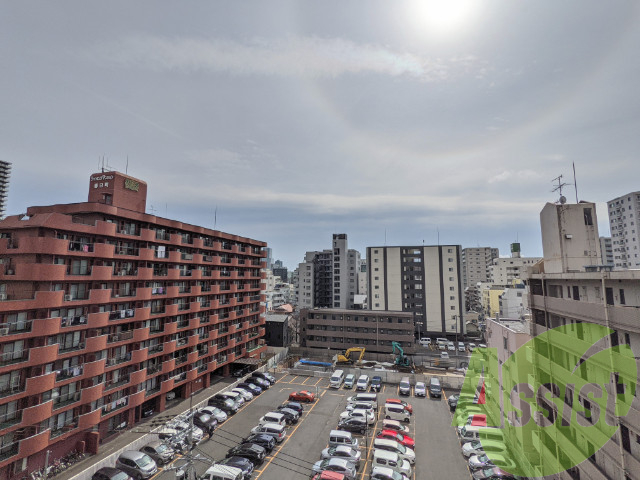 南向きで目の前に遮るものが無いので良い眺めです。 南向きで目の前に遮るものが無いので良い眺めです。