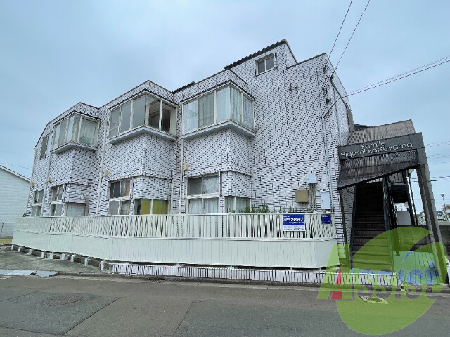 ファミール東勝山の外観