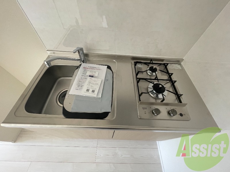 キッチンはガスなので火加減の調整がしやすそうです。 キッチンはガスなので火加減の調整がしやすそうです。