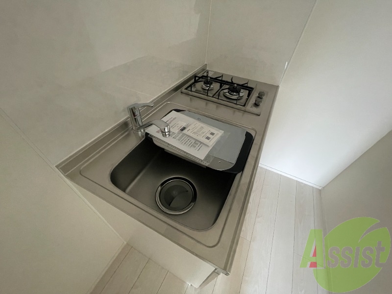 キッチンを別角度から撮影。収納をうまく使いたいですね。 キッチンを別角度から撮影。収納をうまく使いたいですね。