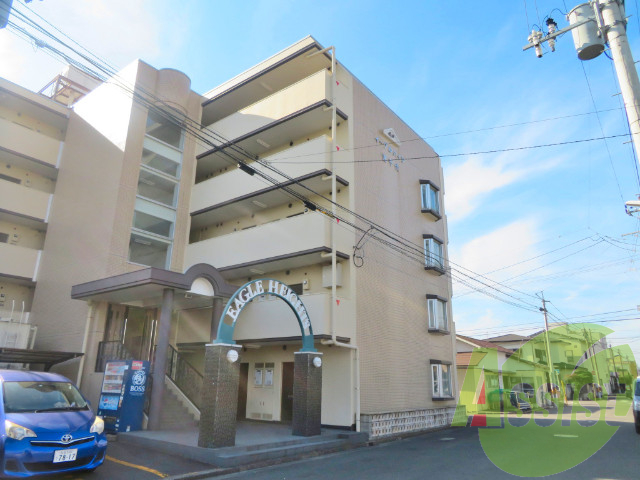イーグルハイツ宮千代の外観