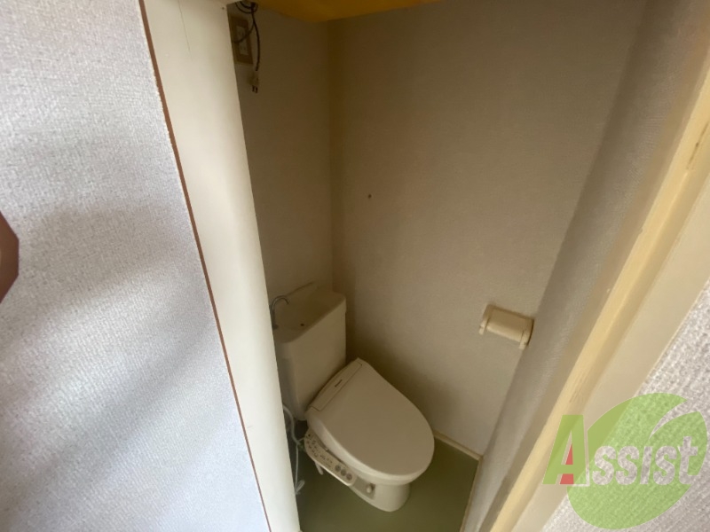 トイレはウォシュレット機能付き。シャワートイレは日本の宝。 トイレはウォシュレット機能付き。シャワートイレは日本の宝。