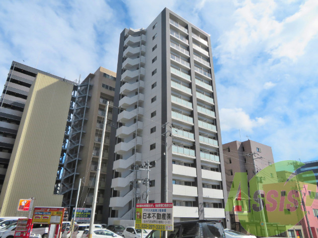 シェルグランデ東口の外観