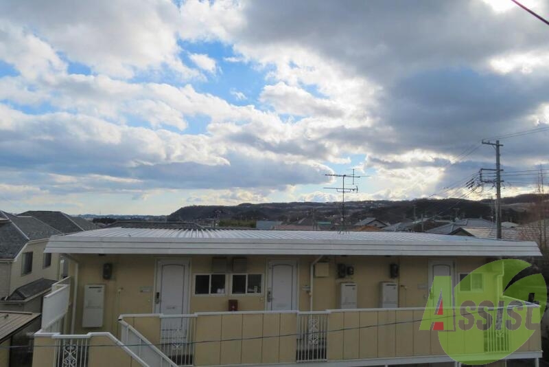 眺めはこうなります。雲が無ければスッキリとしてそうです。 眺めはこうなります。雲が無ければスッキリとしてそうです。