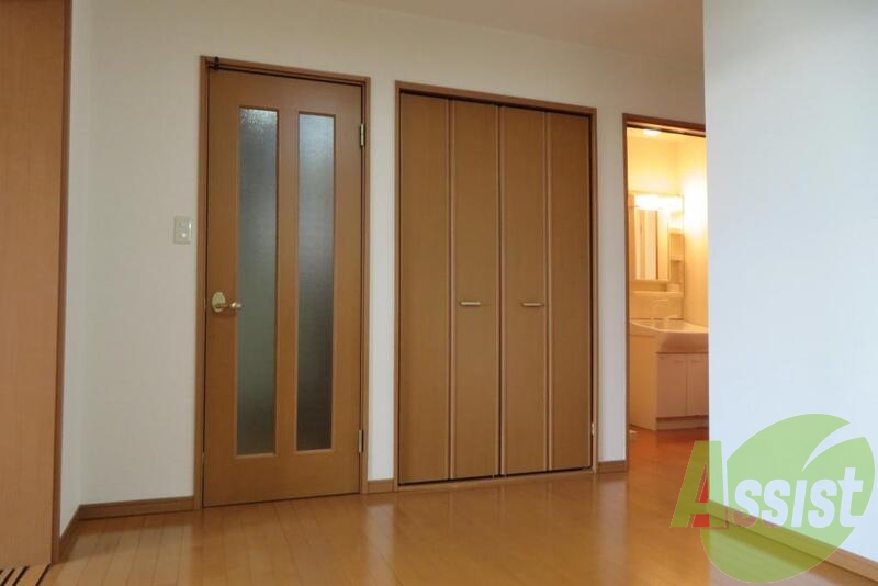 ドアもオシャレです。キレイなお部屋でゆったり過ごせます。 ドアもオシャレです。キレイなお部屋でゆったり過ごせます。