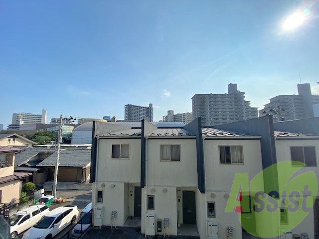 堤町の穏やかな住宅街と空もちゃんと望めます 堤町の穏やかな住宅街と空もちゃんと望めます