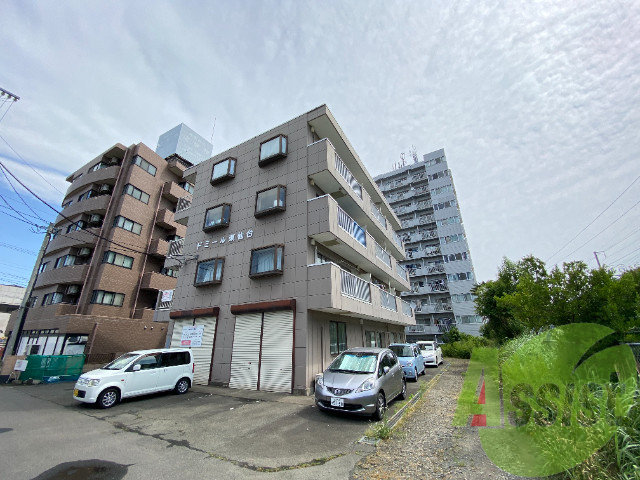 ドミール東仙台の外観