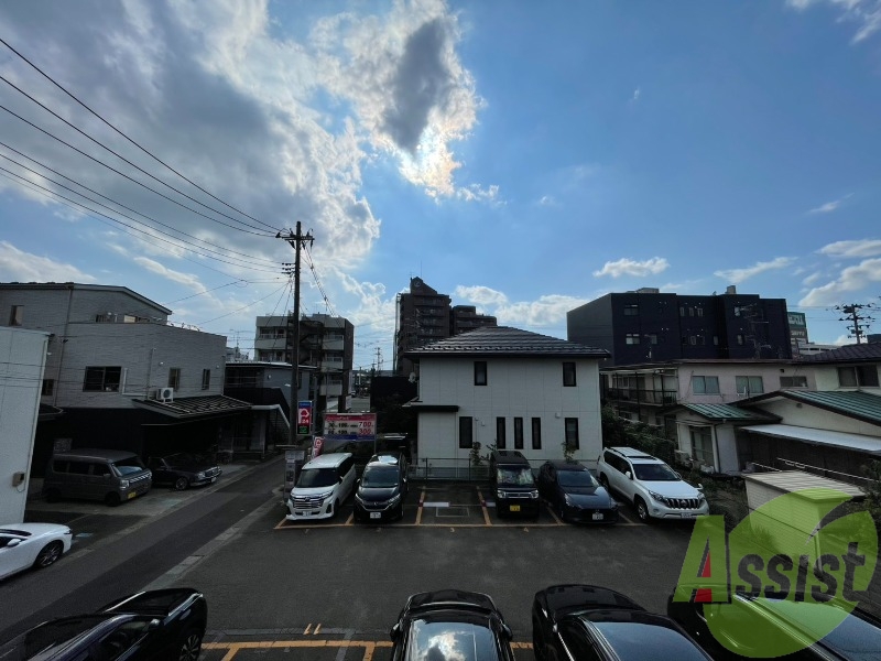 バルコニーからの眺めはこんな感じになっています。 バルコニーからの眺めはこんな感じになっています。