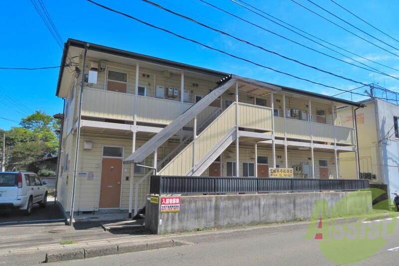 コーポ根岸A棟の外観