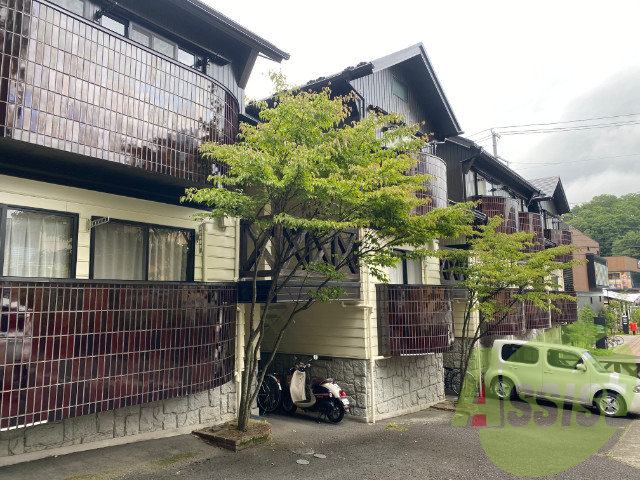 グランディ桜ヶ丘の外観