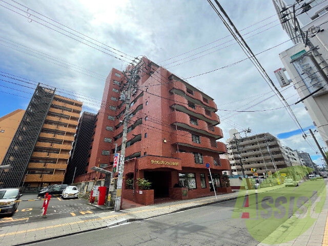 ライオンズマンション春日町の外観