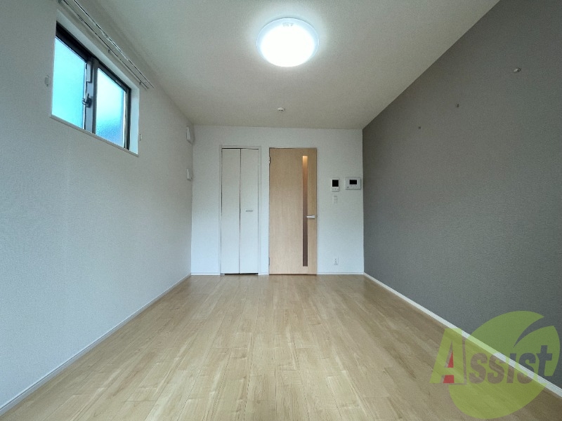 寝室は1Kになるので洋室と同部屋になります。 寝室は1Kになるので洋室と同部屋になります。