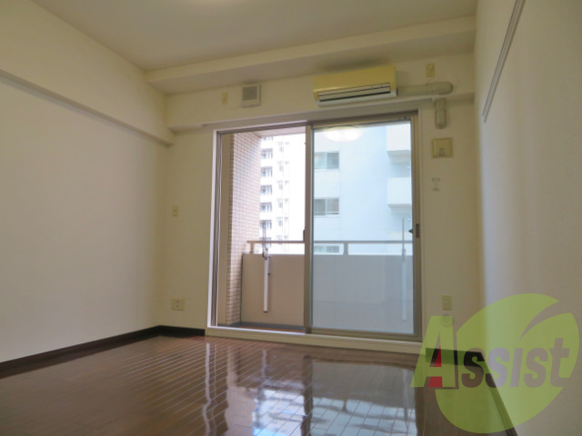 陽の光が差し込む明るいお部屋は気持がいいですね~ 陽の光が差し込む明るいお部屋は気持がいいですね~