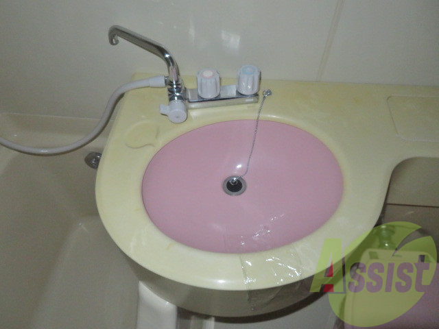 洗面台。身支度にはかかせないですよね~。 洗面台。身支度にはかかせないですよね~。