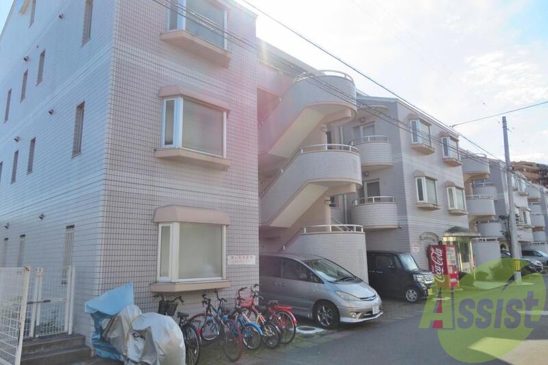 ロイヤルヒルズ鹿野1の外観