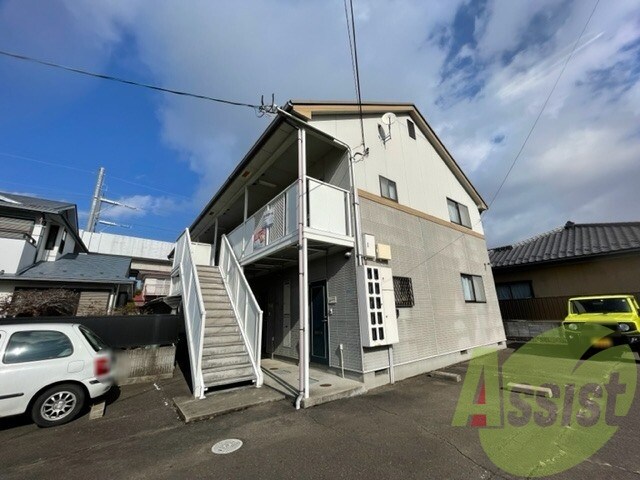 サマックスクレア原町の外観