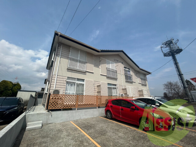 レジデンス泉の外観