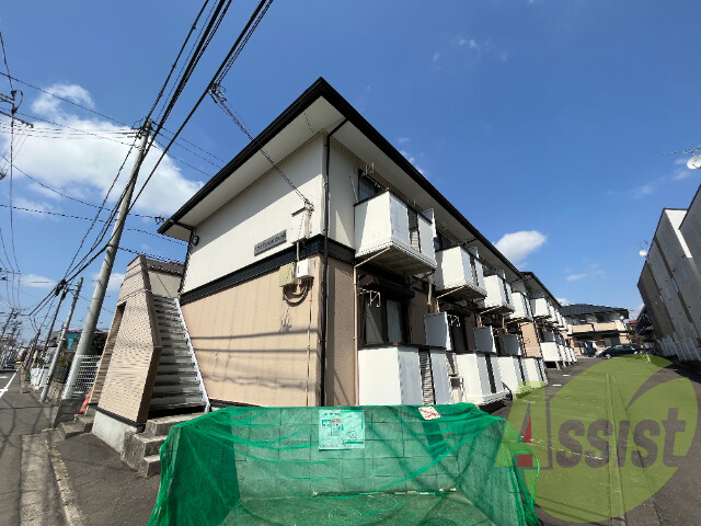 グランデュールパピヨンA棟の外観