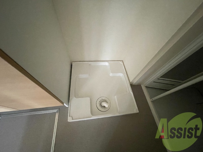 洗濯機を置くのはこのあたり。室内にあるので安心ですね。 洗濯機を置くのはこのあたり。室内にあるので安心ですね。