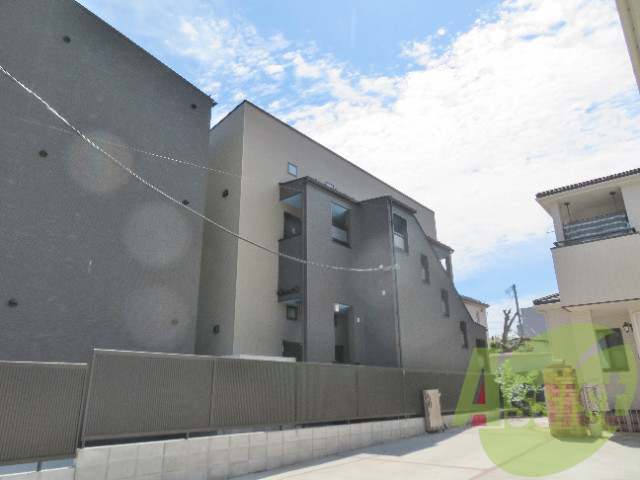 PeaceMillion長町の外観